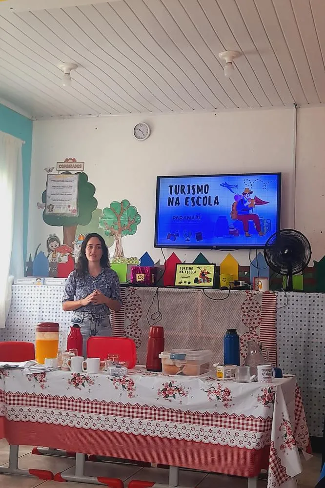 Projeto “Turismo na Escola” chega em Tomazina valorizando riquezas naturais