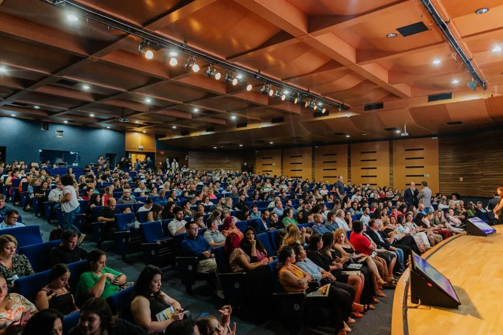 Itaipu e AMP finalizam diplomação de 18 mil servidores municipais do Paraná