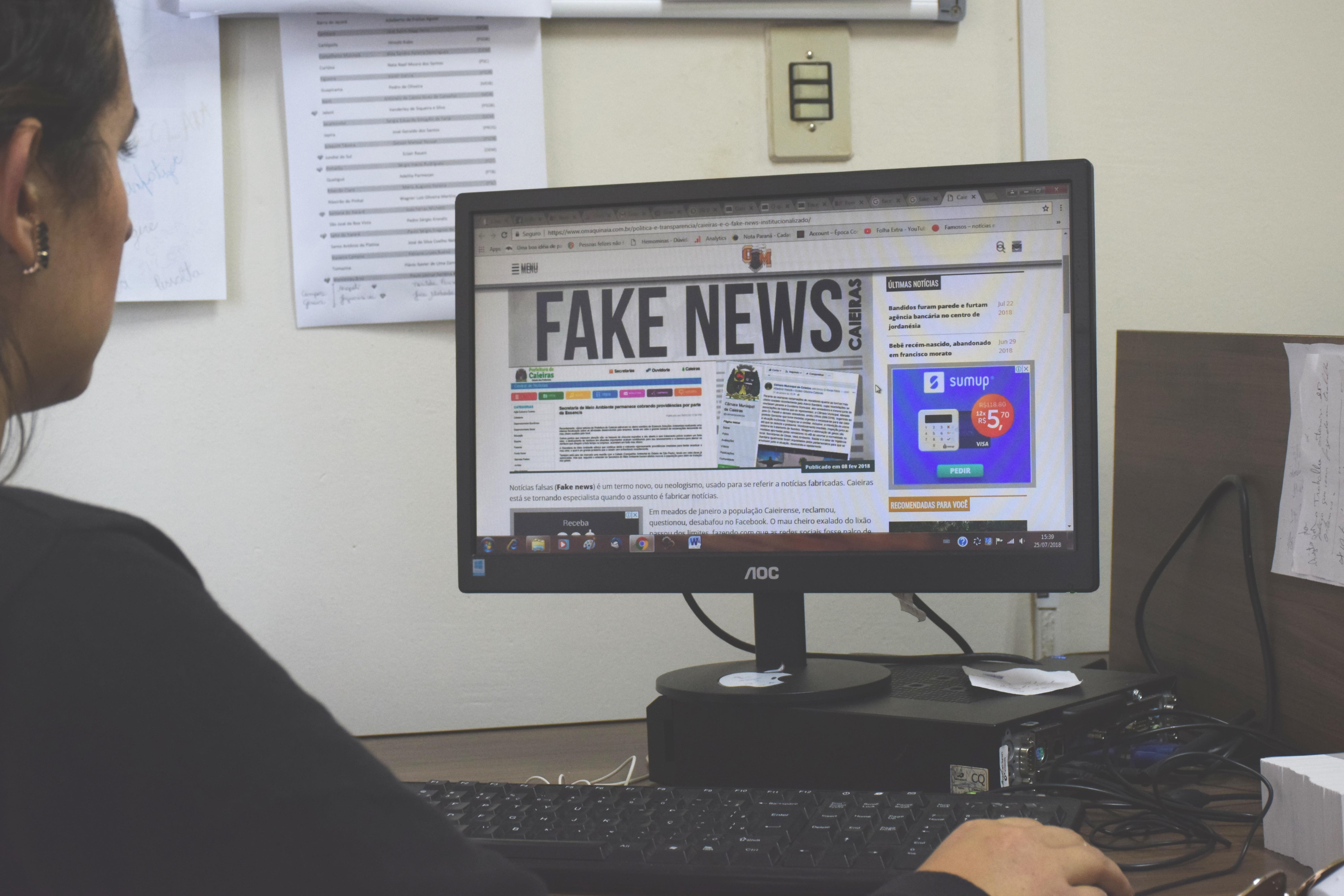 Facebook derruba páginas de fake news