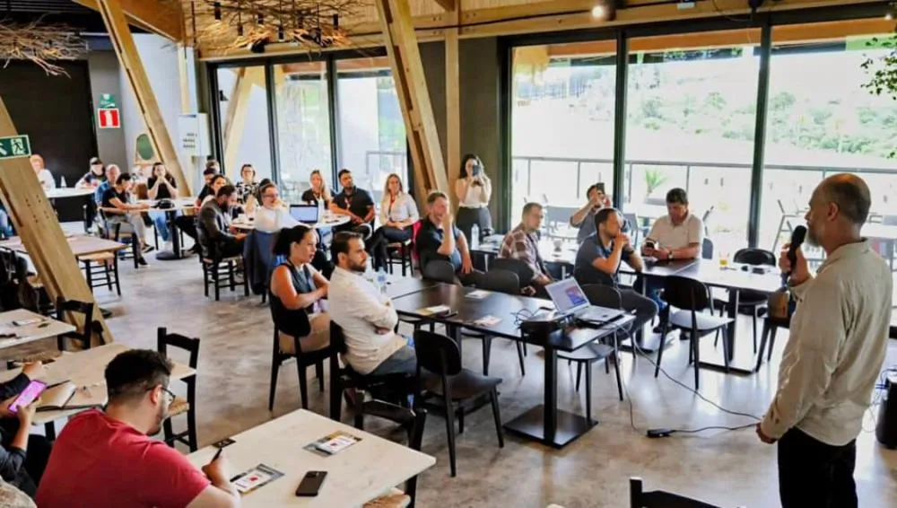 Jaguariaíva participa de encontro de gestores de turismo dos Campos Gerais