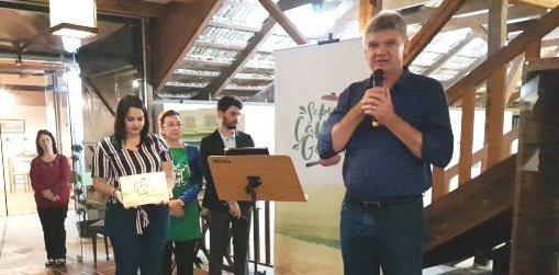 Jaguariaíva é representada no lançamento do livro “Sabores dos Campos Gerais”