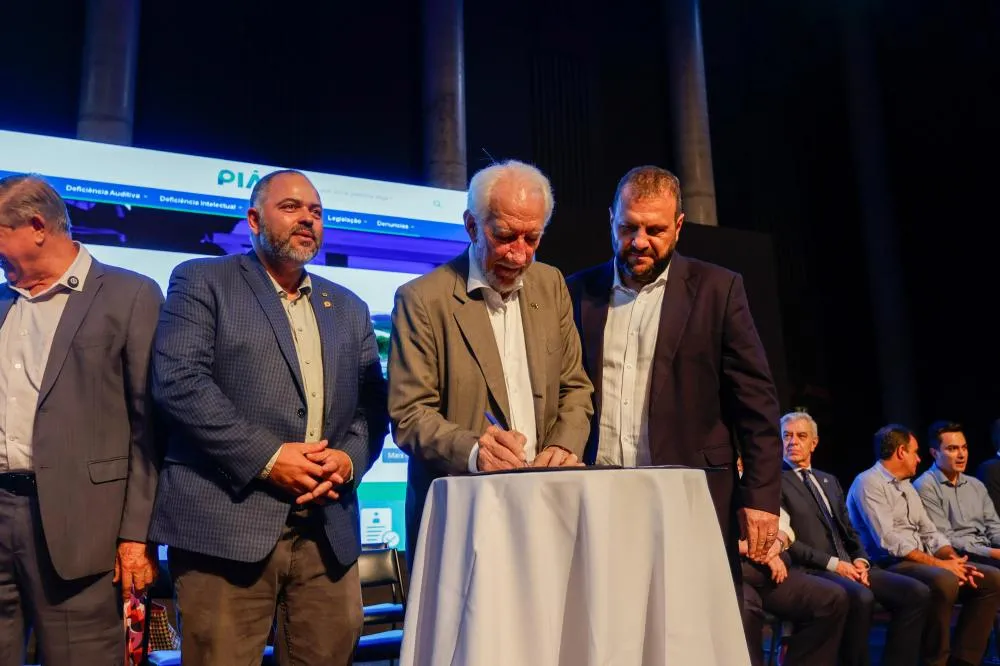 Estado lança site com foco na acessibilidade em capacitação sobre assistência social