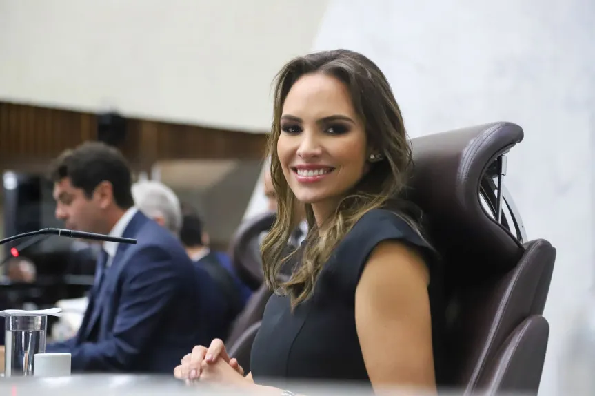 Deputada propõe capacitação de professores para identificar doenças raras em alunos