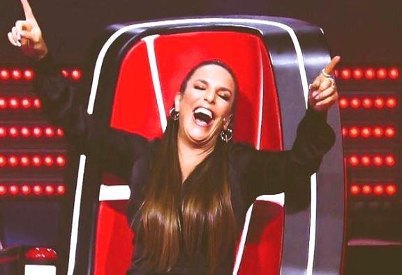Com dificuldades para se movimentar, Ivete Sangalo preocupa os fãs