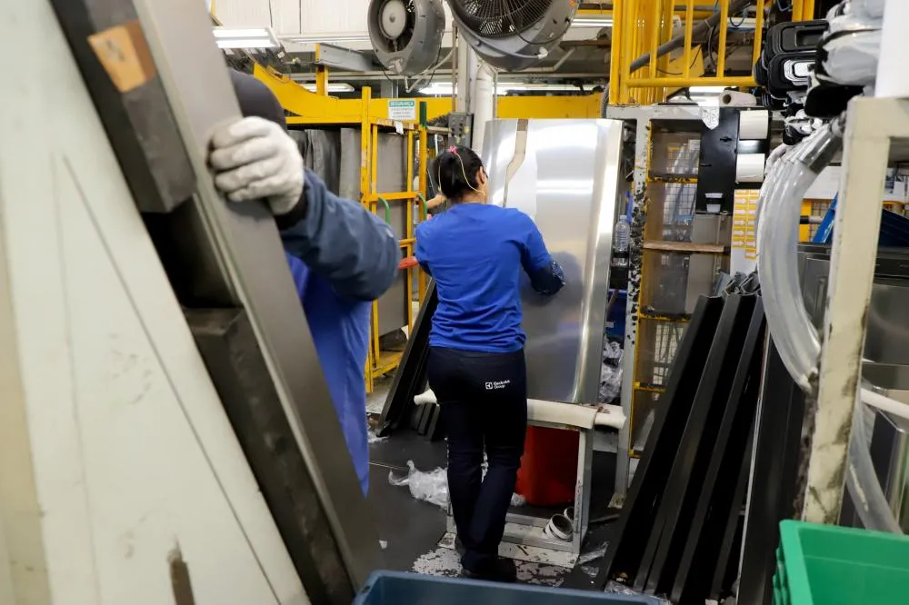 Presença feminina no mercado de trabalho paranaense atinge o maior número da história