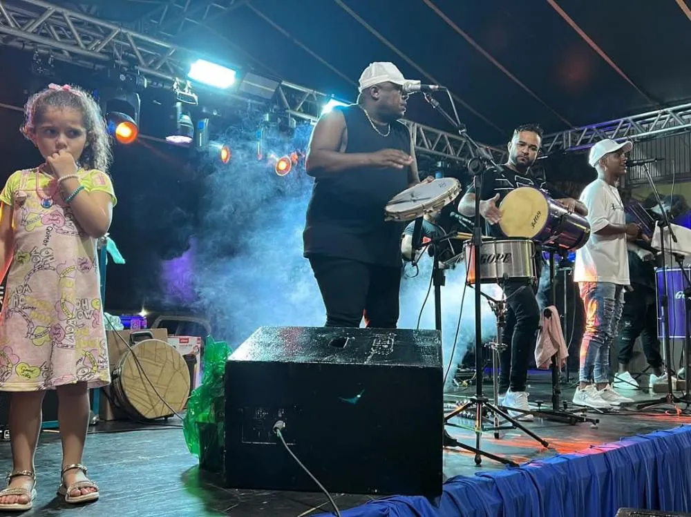 Primeira Feira Cultural e Gastronômica reúne centenas de pessoas em Santana do Itararé