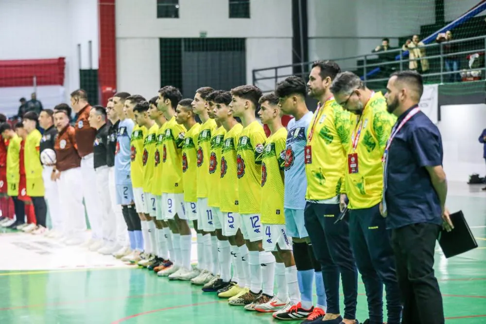 Equipe de Arapoti vai representar o Brasil no Sul-Americano de Futsal