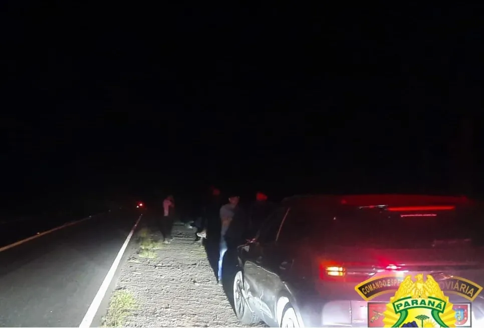 Mulher morre em acidente entre carro e moto