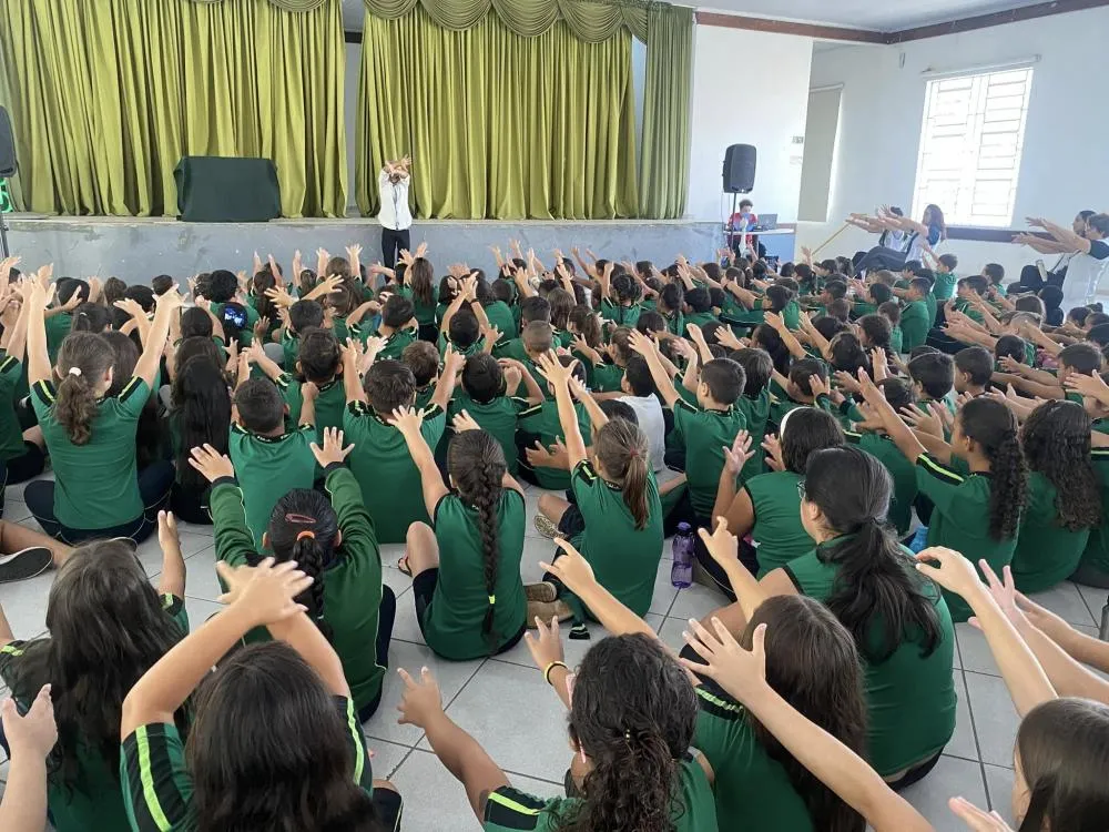 Primeira Feira do Livro 2025 promove acesso a cultura e incentiva a leitura em Jaguariaíva