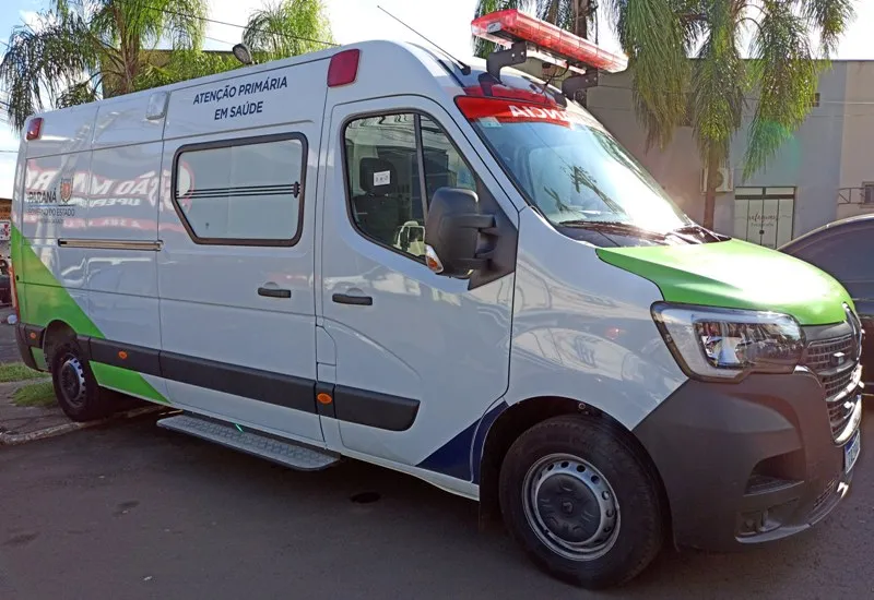 Santo Antônio da Platina recebe nova ambulância e deputado anuncia mais de R$1,2 bilhão para a cidade