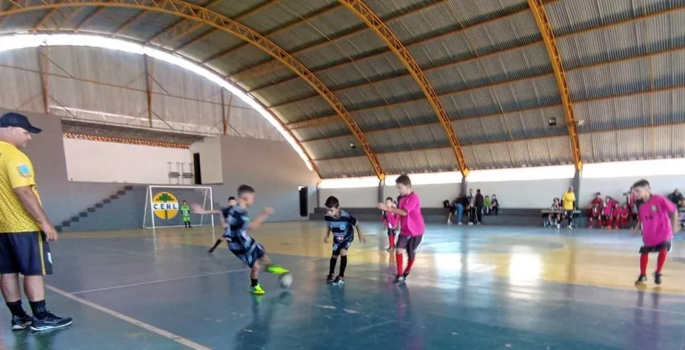 Liga Regional da Amizade chega em Siqueira Campos neste sábado