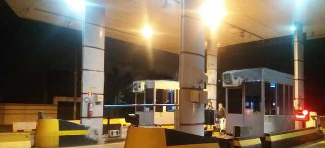 Tentativa de assalto a praça de pedágio termina em troca de tiros