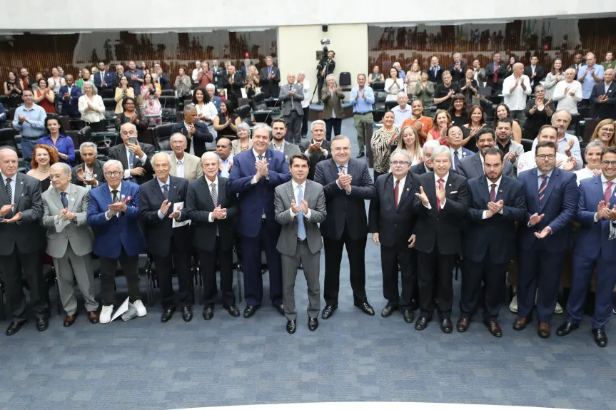 Assembleia Legislativa do Paraná comemora anviersário de Curitiba com Sessão Solene