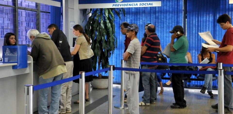 INSS convoca mais de 178 mil beneficiários para perícia