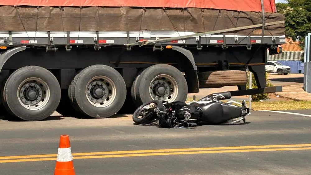 Acidente no trevo da Denorpi deixa motociclista ferido em Wenceslau Braz