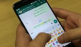 WhatsApp vai limitar uso do recurso encaminhar