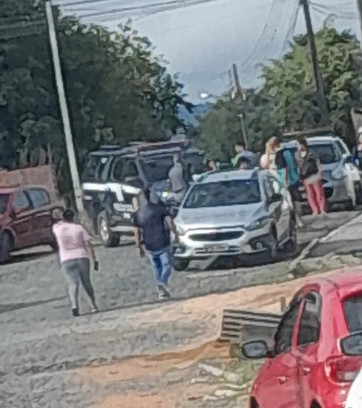 Casal invade residência e mata vizinho a tiros em Jaguariaíva