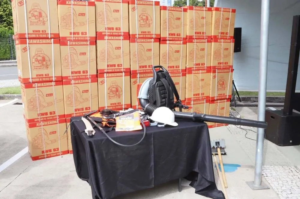 Estado entrega novos equipamentos de combate à incêndios para Sengés