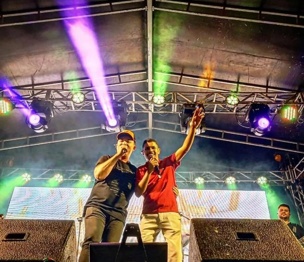 Ribeirão Claro confirma Henrique e Moretto para agitar a Cavalgada Ecológica deste ano