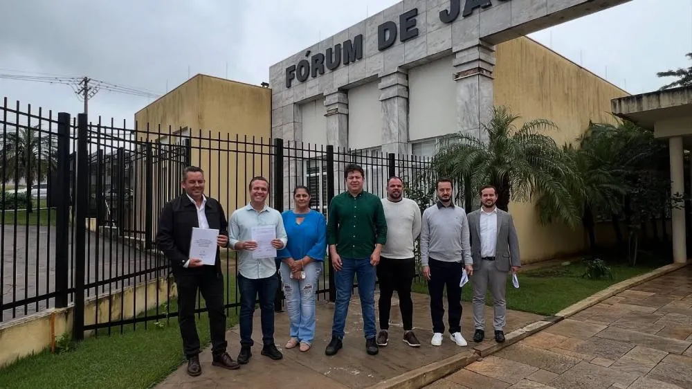 Problemas graves no atendimento da Santa Casa de Jacarezinho são denunciados ao Ministério Público