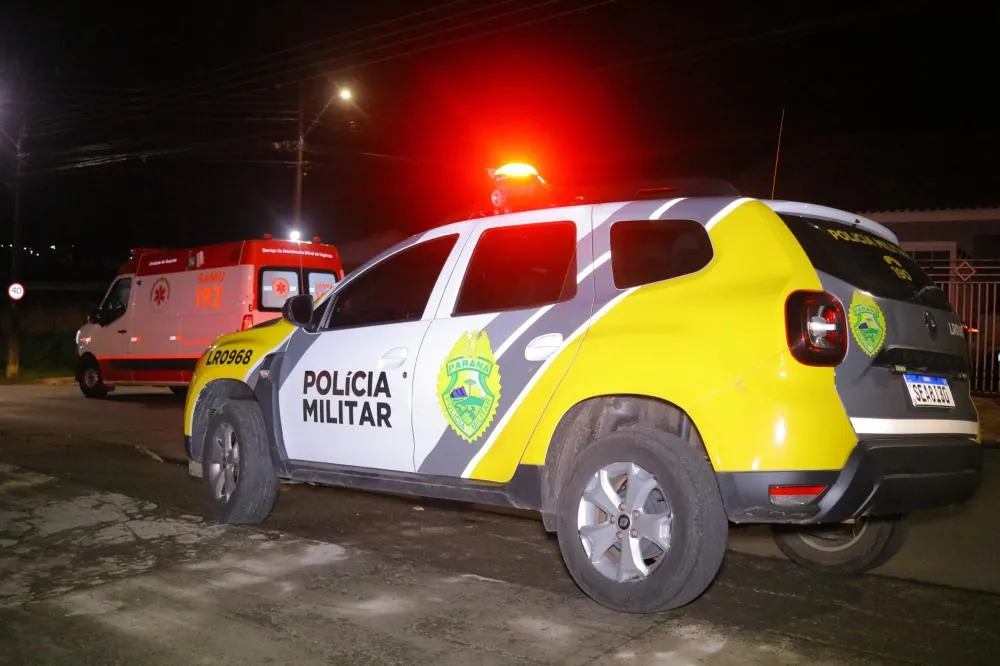 Homens são encontrados feridos em rodovia da região, um deles com quatro facadas nas costas