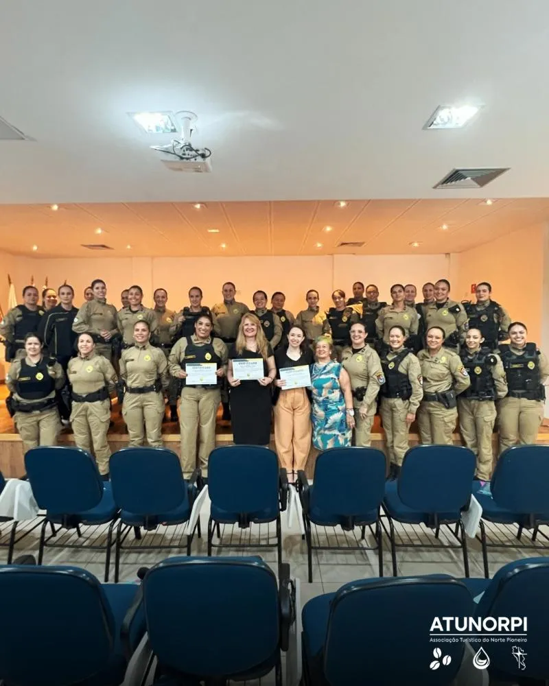 Presidente da ATUNORPI é homenageada em solenidade da Polícia Militar