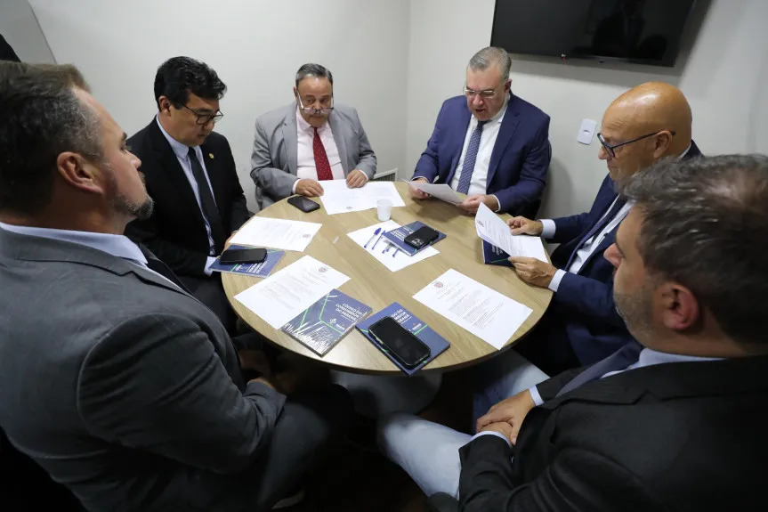 Assembleia do Paraná aprova projeto que permite naming rights em espaços públicos