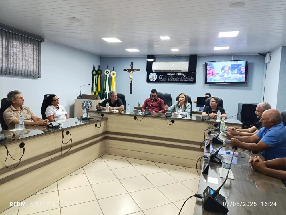 Deputada Leandre Dal Ponte realiza visita se reúne com lideranças em Wenceslau Braz