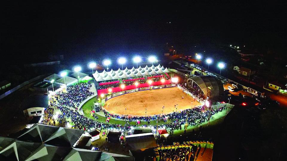 Prepare a bota e o chapéu, quinta-feira começa a 26ª Festa de Peão de Pinhalão