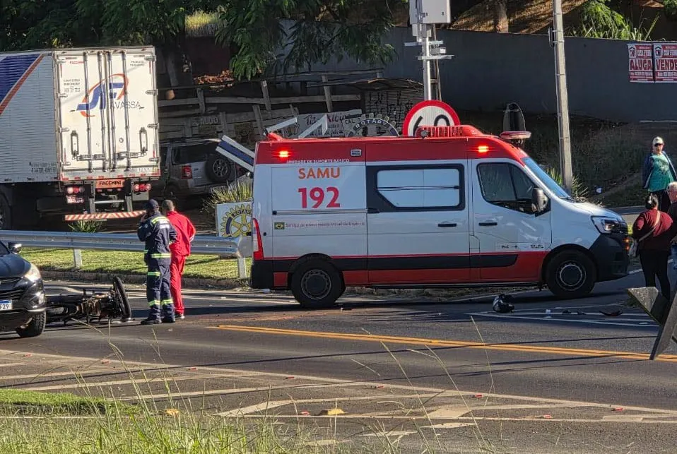 Acidente na PR092 em Siqueira Campos deixa motociclista em estado grave