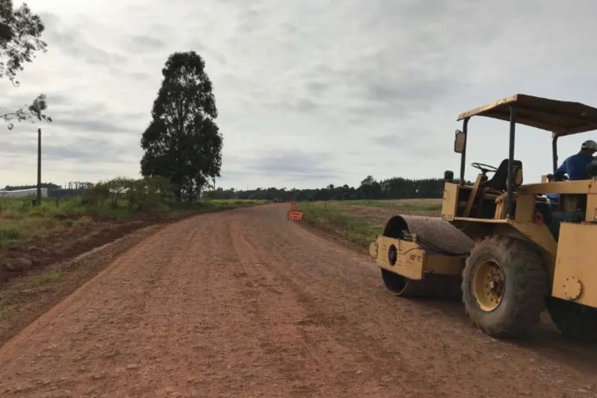Governo vai investir R$ 19 milhões para manutenção de estradas rurais no Norte Pioneiro