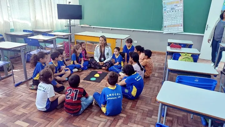 Arapoti promove ações de Saúde na Escola e empreendedorismo na reciclagem