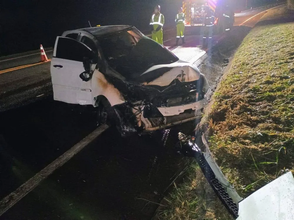 Motorista em carro carregado com maconha sofre acidente no Norte Pioneiro