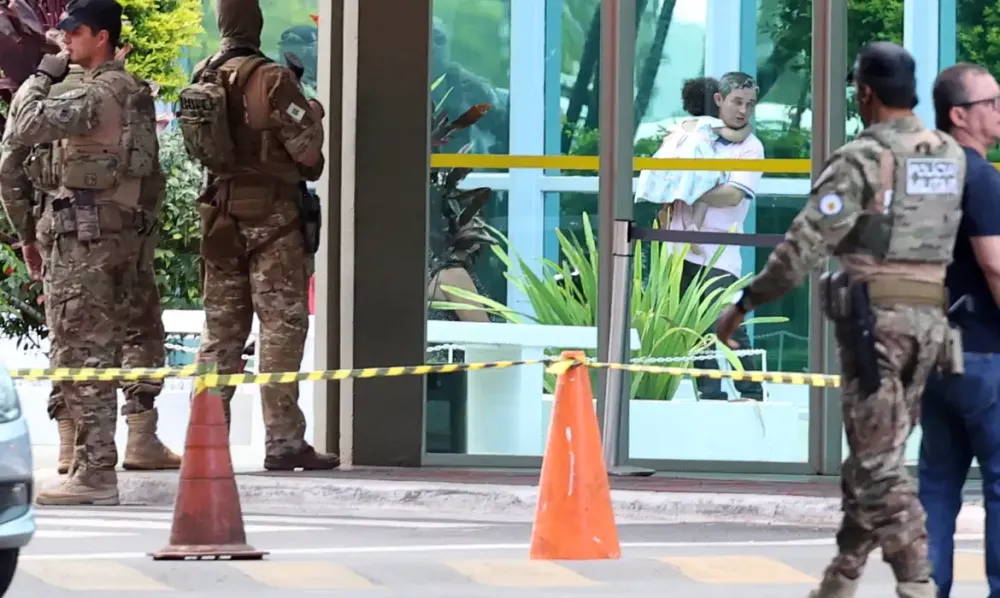 Ministério é evacuado por causa de ameaça de bomba