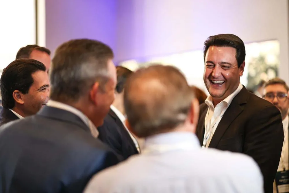 Ratinho Junior mantém aprovação acima de 80% entre os paranaenses