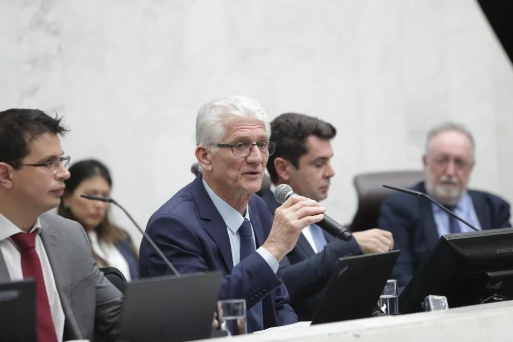 Governo investiu mais de R$ 655 milhões em obras e aquisições para os municípios em 2025