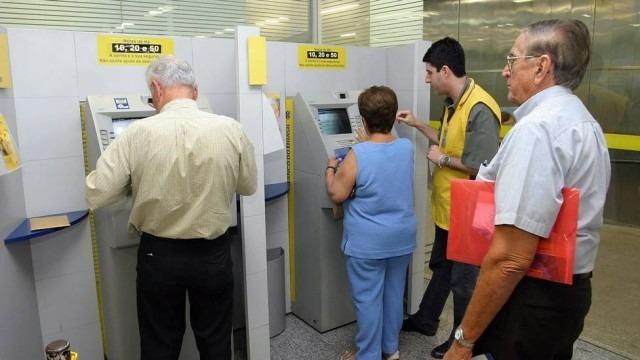 Governo antecipa primeira parcela do 13º de aposentados e pensionistas