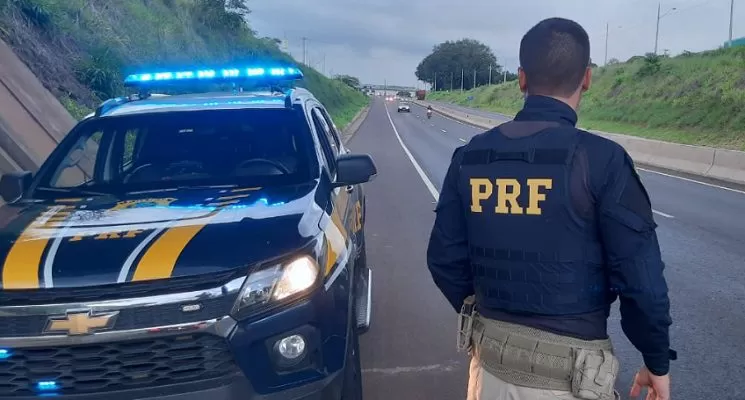 Acidente deixa mulher ferida na BR-153 em Japira