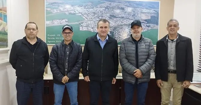 Projeto de produção de mel orgânico reúne apicultores em Arapoti