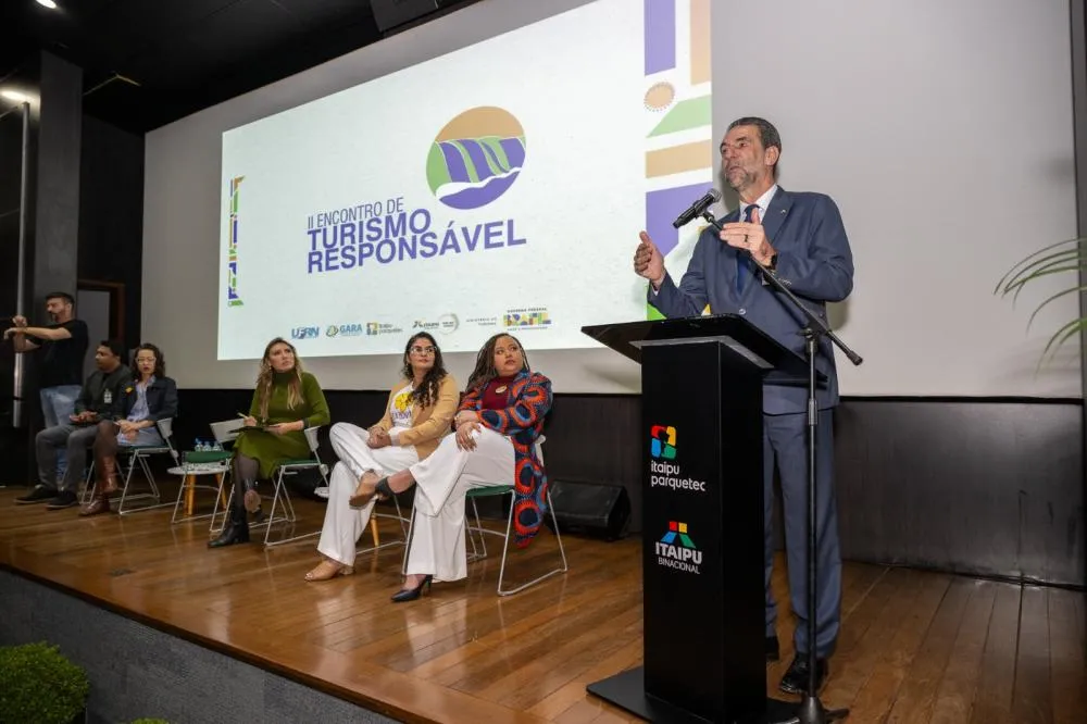 Itaipu assina com Ministério do Turismo Pacto contra exploração sexual de crianças e adolescentes 