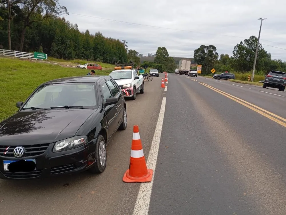 Acidente deixa motociclista ferida em Jaguariaíva