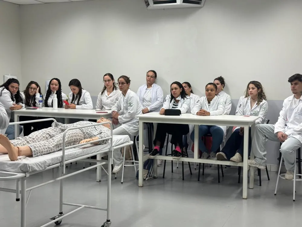 Aulas práticas da Unopar Wenceslau Braz destacam alunos no mercado de trabalho