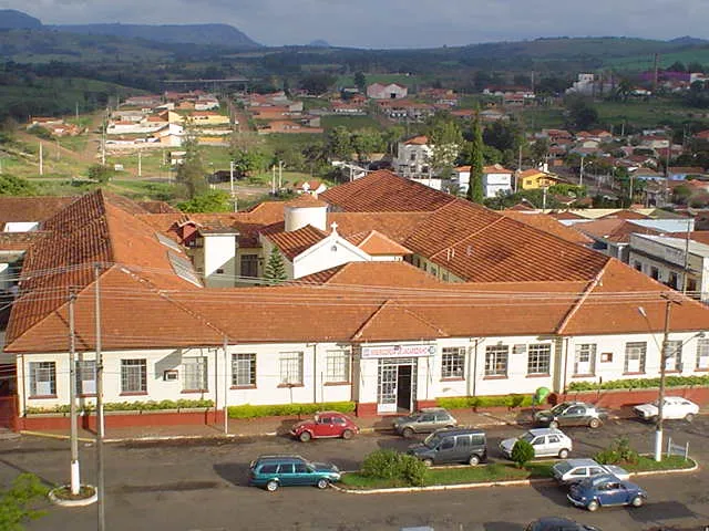 Ex-administrador é o primeiro a prestar esclarecimentos na CPI da Santa Casa de Jacarezinho