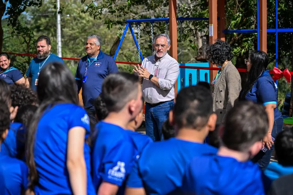 Recurso de gincana da Itaipu se transforma em parque infantil para 500 crianças