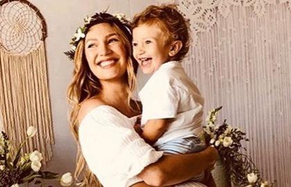 'Eu não tenho vergonha de mostrar a barriga pós-parto' diz modelo
