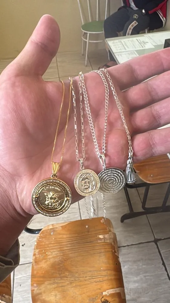 Polícia Militar recupera joias e apreende adolescentes após furto em comércio de Pinhalão