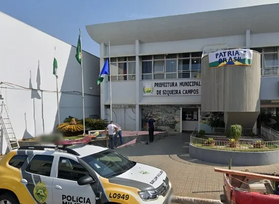 Com obras paradas, Tribunal recomenda que servidores de Siqueira Campos realizem capacitação