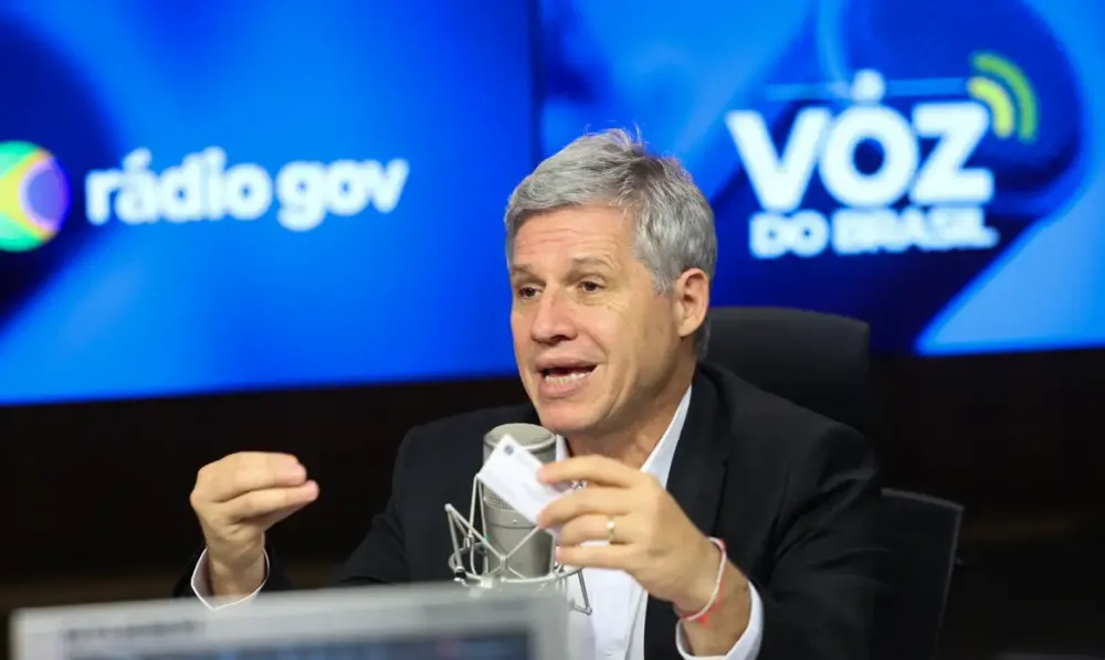 Ministro afirma que o Plano Safra vai reduzir os preços dos alimentos