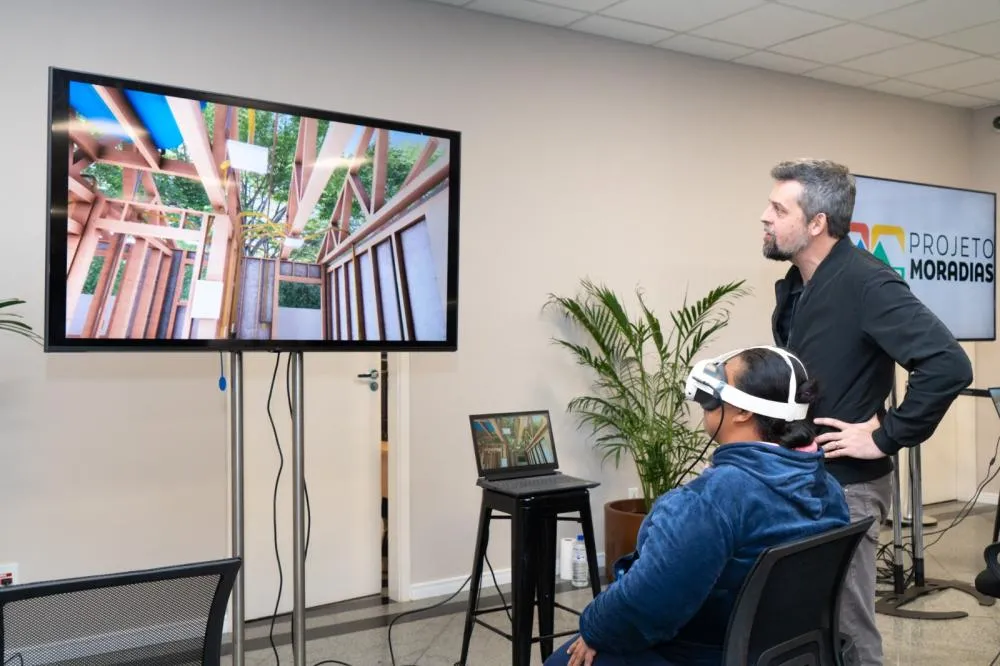 Tecnologia 3D permite que futuros moradores explorem em detalhes as casas do Projeto Moradias