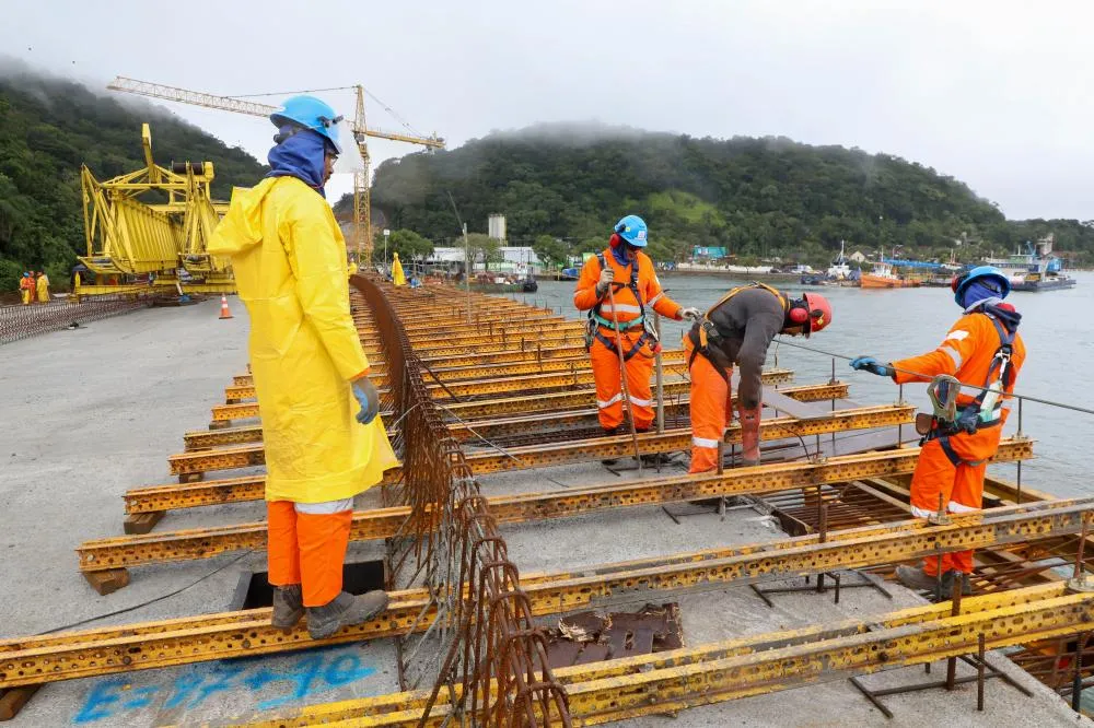 Paraná quebra recorde de investimentos e supera R$ 1 bilhão nos seis primeiros meses de 2025